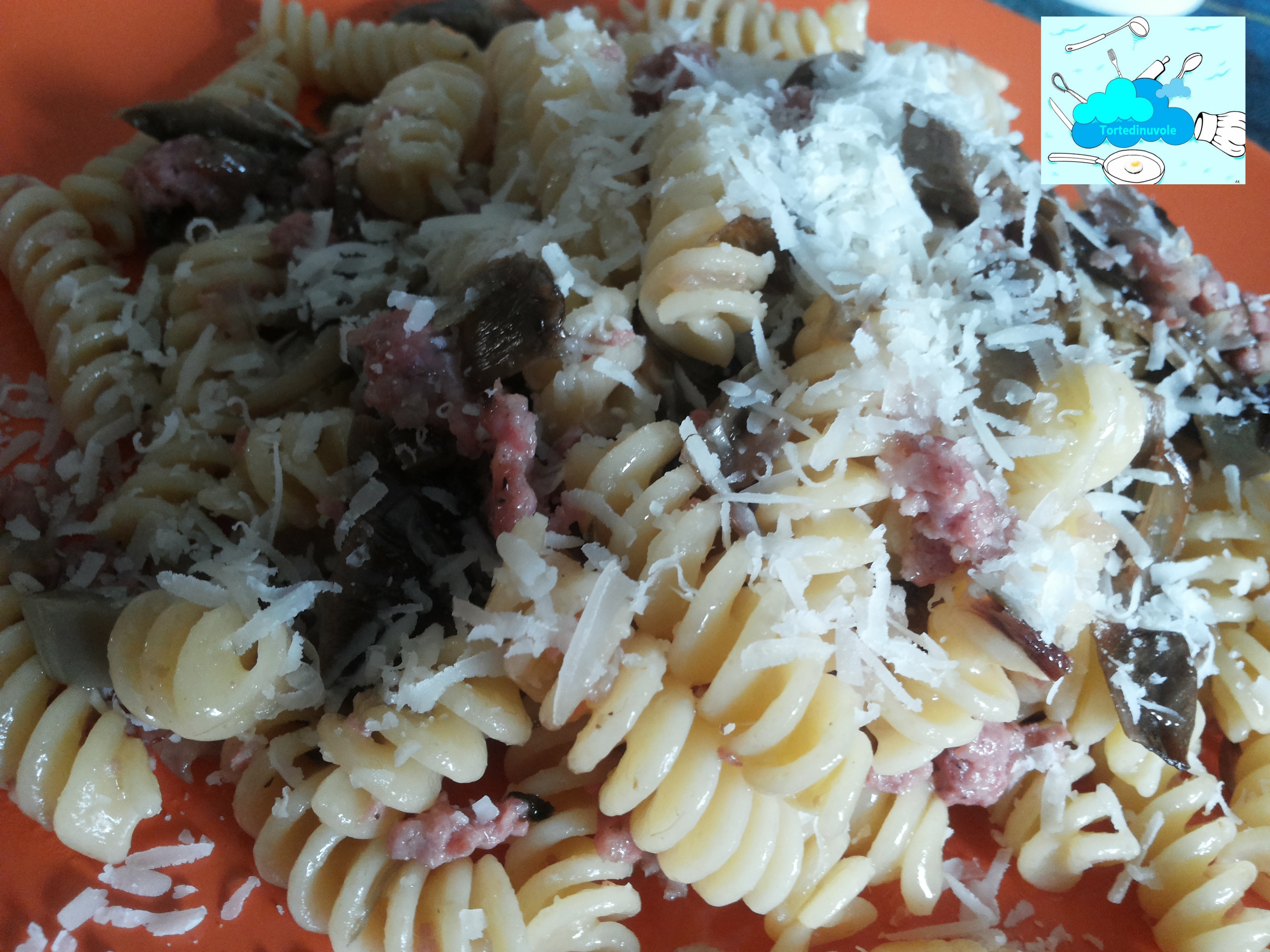 Fusilli con salsiccia di Norcia e carciofi Romaneschi