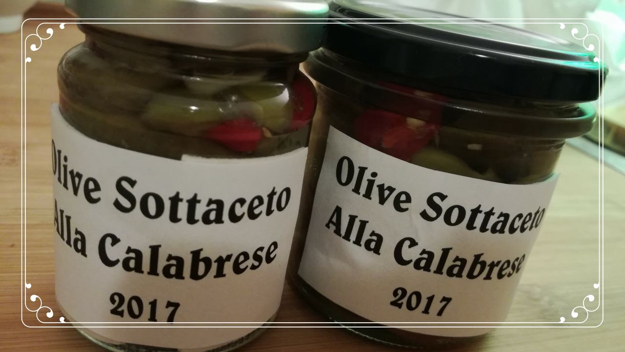 Olive schiacciate calabresi sottaceto
